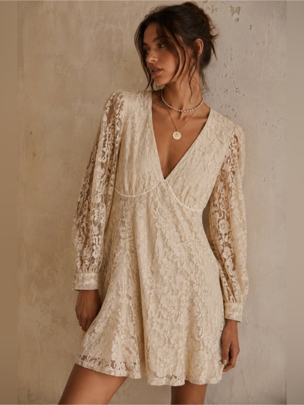 Saltwater Luxe Cream Floral Lace Long Sleeve Mini Dress Size M